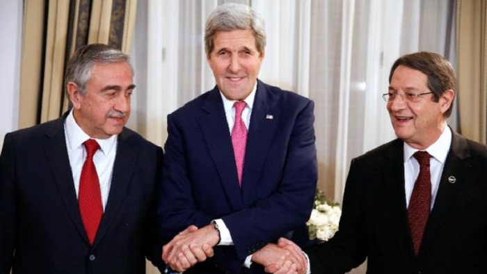 Kerry visits divided Cyprus to boost peace talks